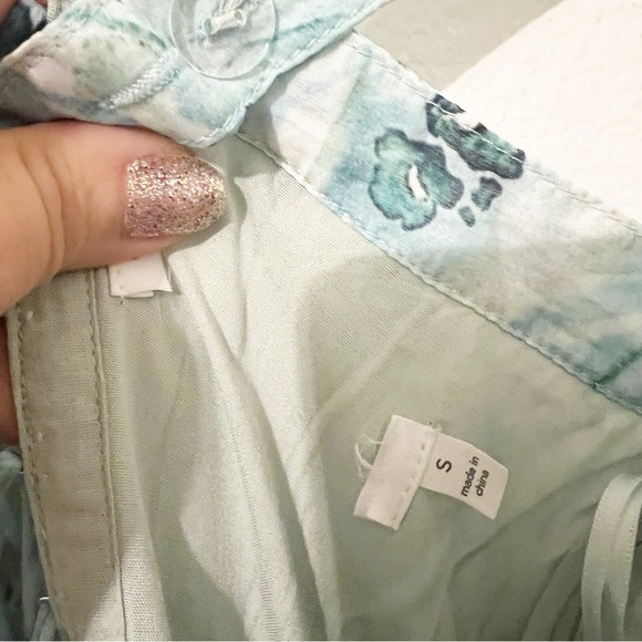 NEW ASTR the Label Kelby Dress in Green Blue Floral Maxi Size SMALL - Picture 4 of 7